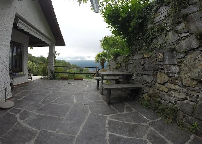 度假居 A View, Panorama Over Maggiore *