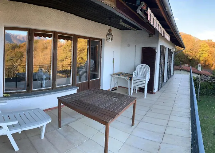 度假居 A View, Panorama Over Maggiore 隆科索普拉阿斯科纳